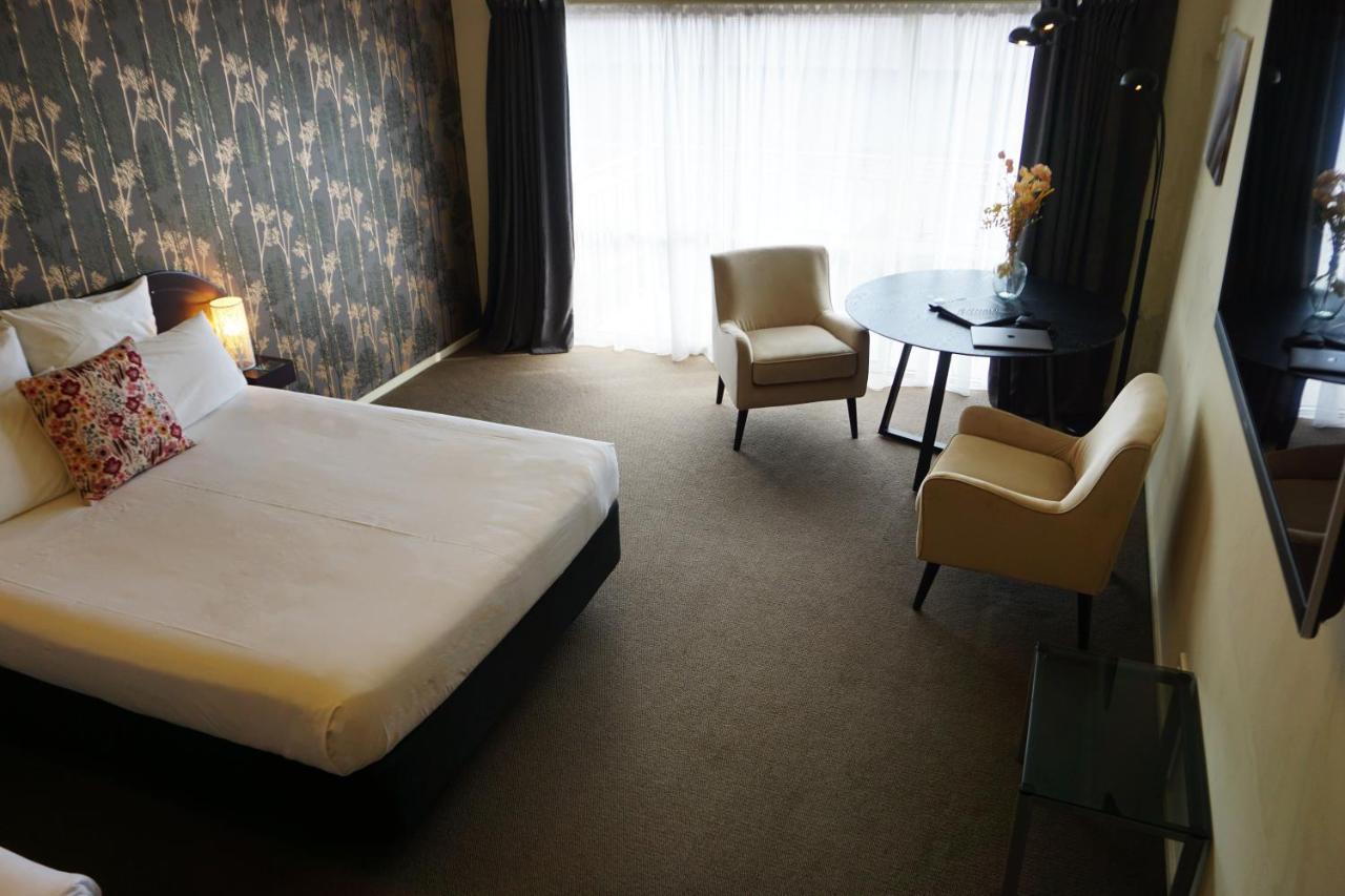 B-Ks Premier Motel Palmerston North Eksteriør bilde