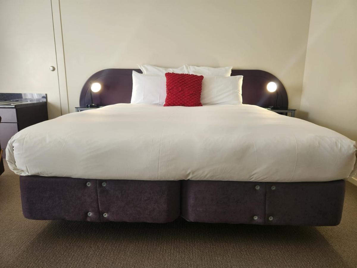 B-Ks Premier Motel Palmerston North Eksteriør bilde