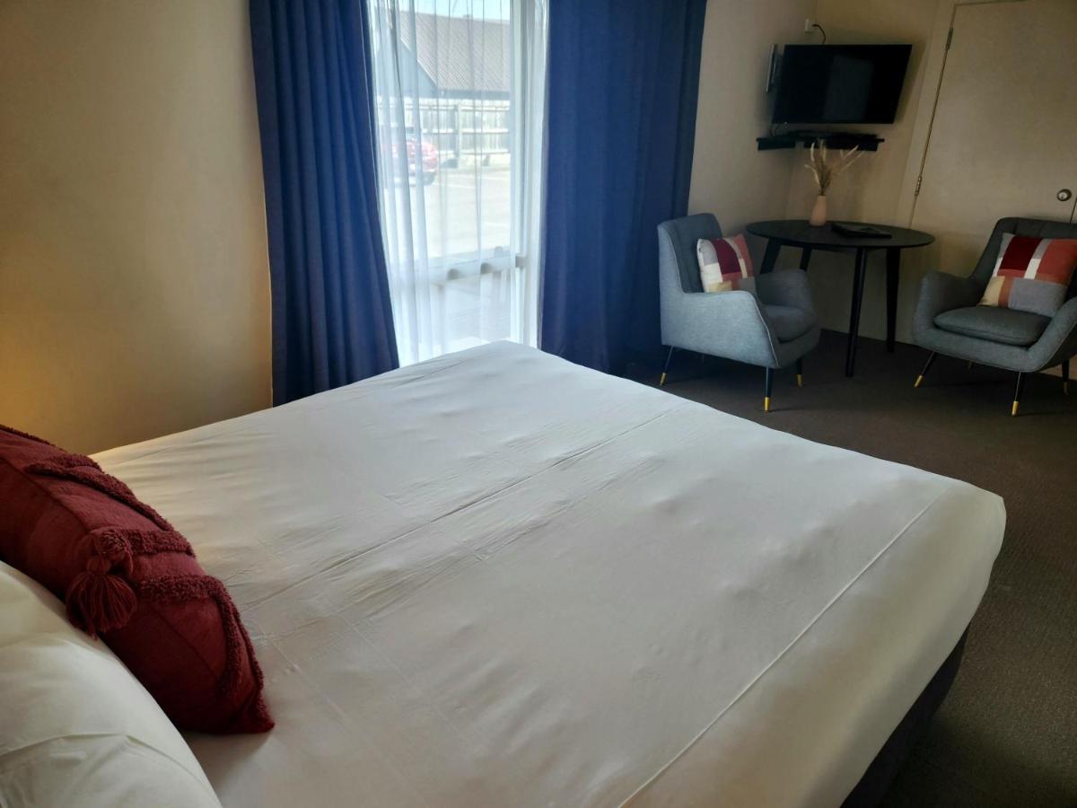 B-Ks Premier Motel Palmerston North Eksteriør bilde