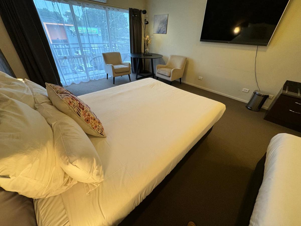 B-Ks Premier Motel Palmerston North Eksteriør bilde