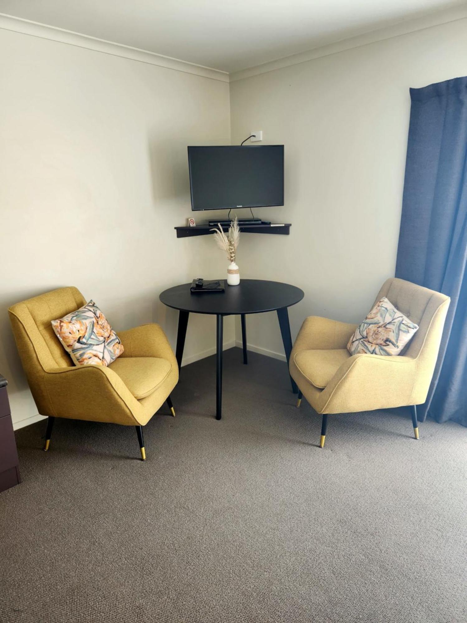B-Ks Premier Motel Palmerston North Eksteriør bilde