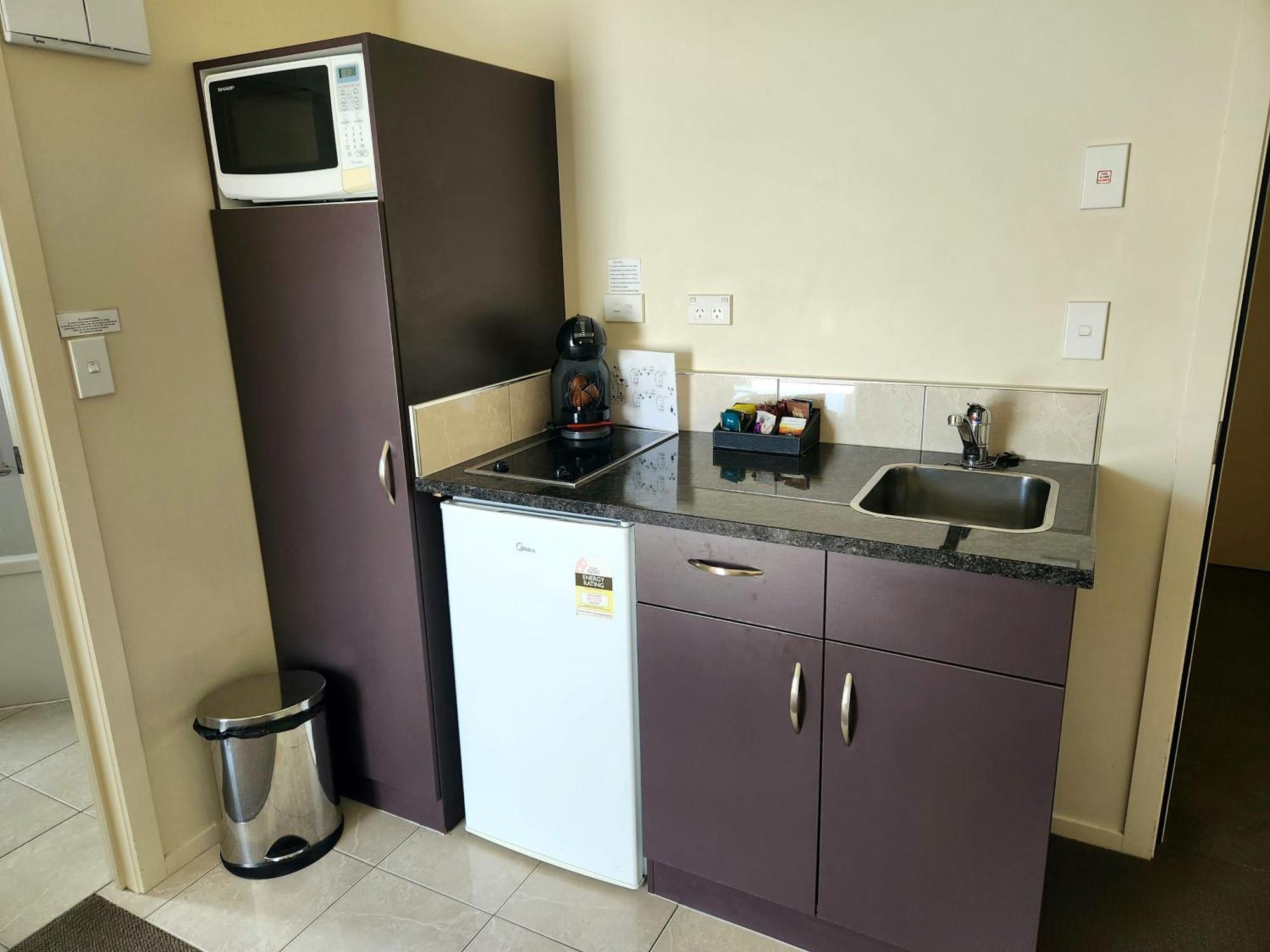 B-Ks Premier Motel Palmerston North Eksteriør bilde