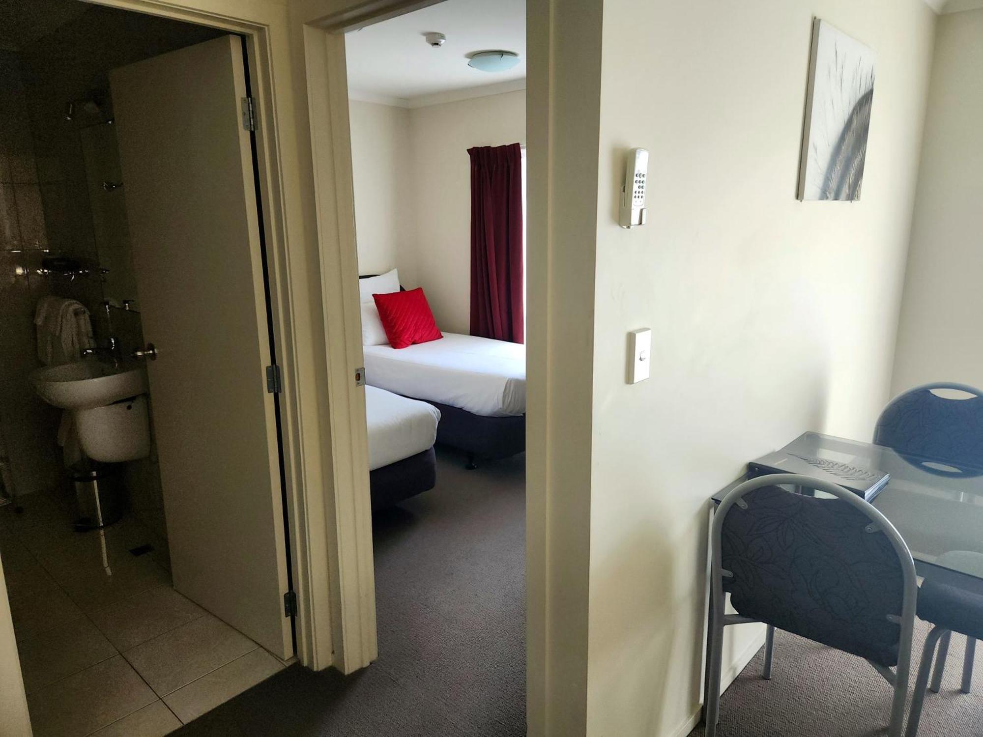 B-Ks Premier Motel Palmerston North Eksteriør bilde