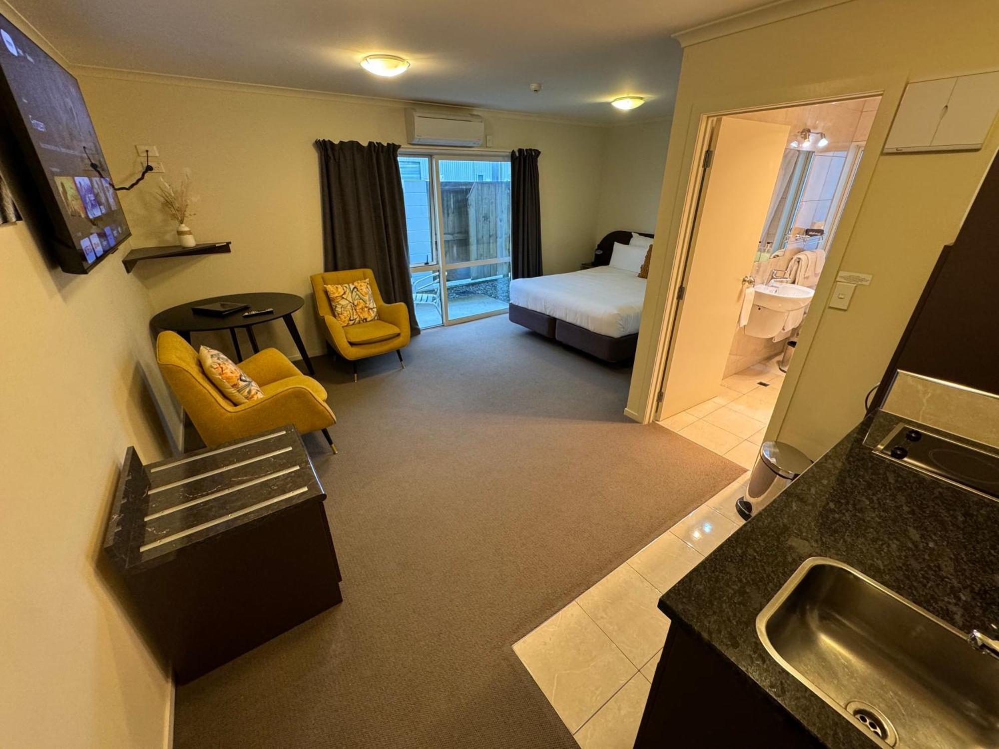 B-Ks Premier Motel Palmerston North Eksteriør bilde