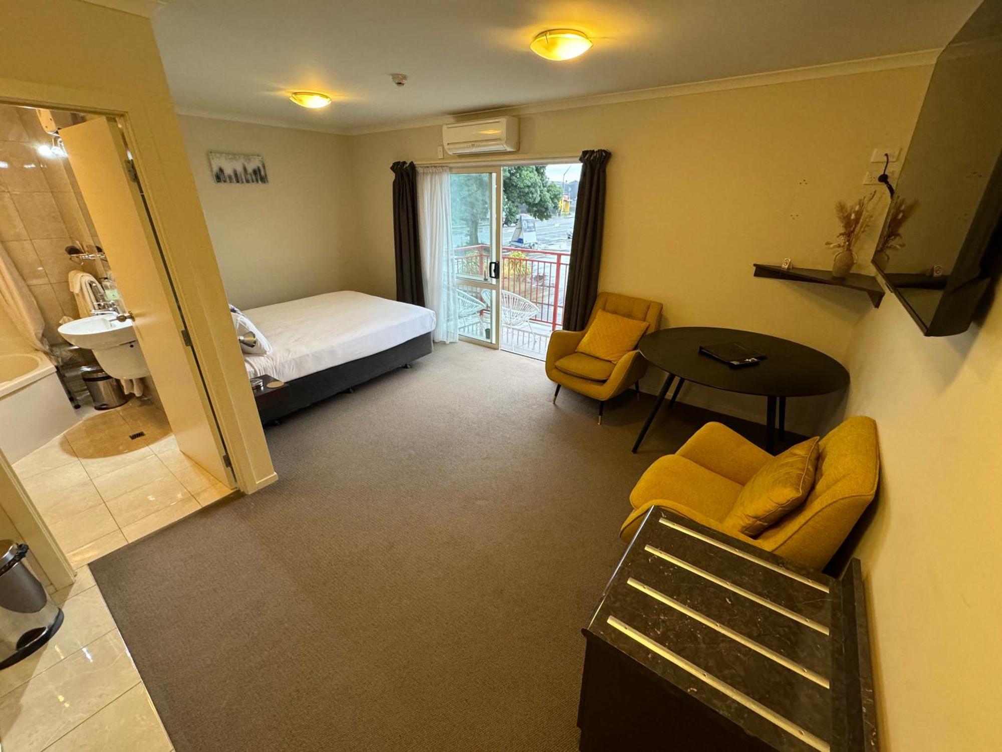 B-Ks Premier Motel Palmerston North Eksteriør bilde