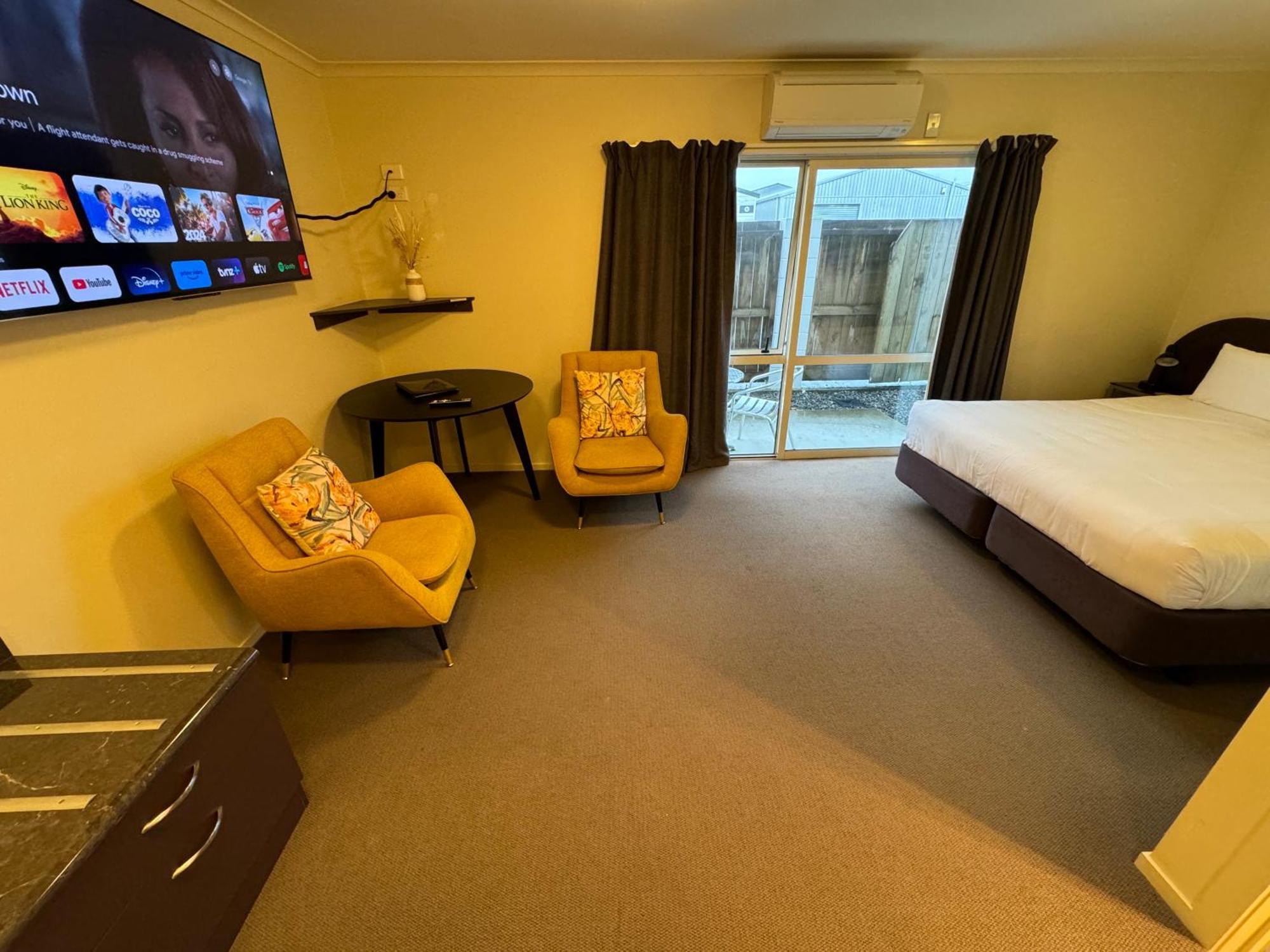 B-Ks Premier Motel Palmerston North Eksteriør bilde